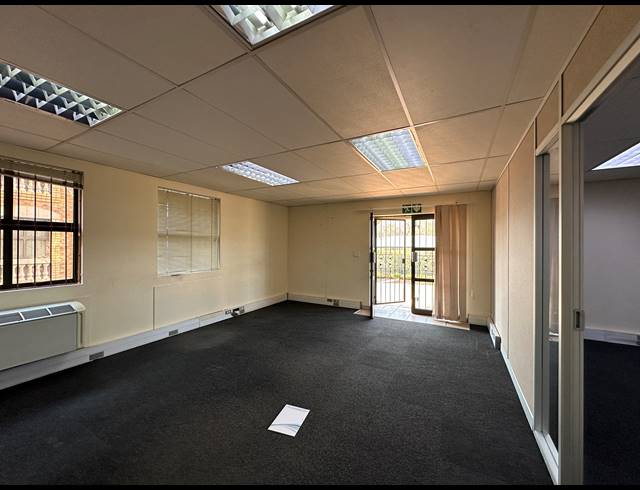 85M² OFFICE TO LET IN HIGHVELD TECHNOPARK